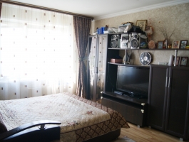 1 комнатная квартира ул. Свиридова, д. 1А
